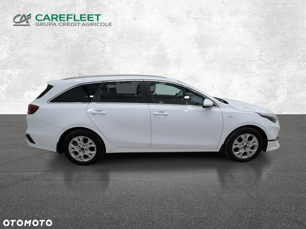 Kia Ceed - 4