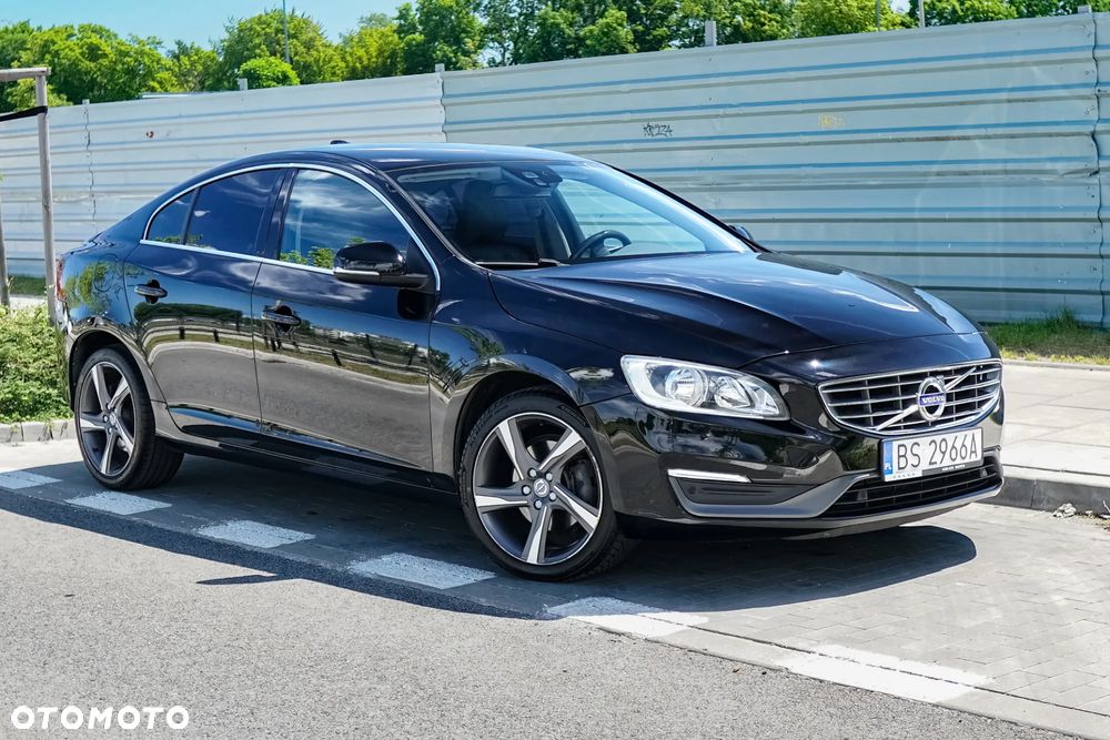 Volvo S60 D2 Drive-E Momentum - 10