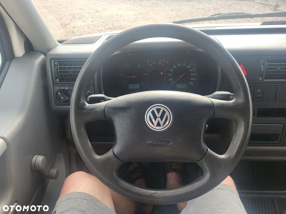 Volkswagen Caravelle TDI Basis / CL - 21