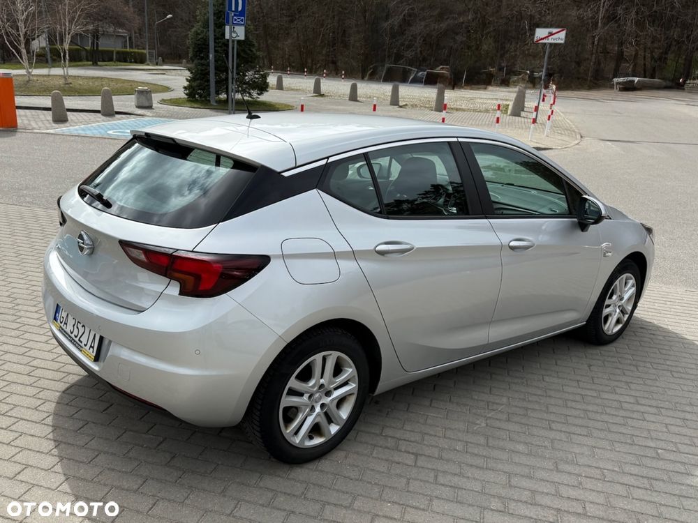 Opel Astra 1.4 T Enjoy S&S - 10