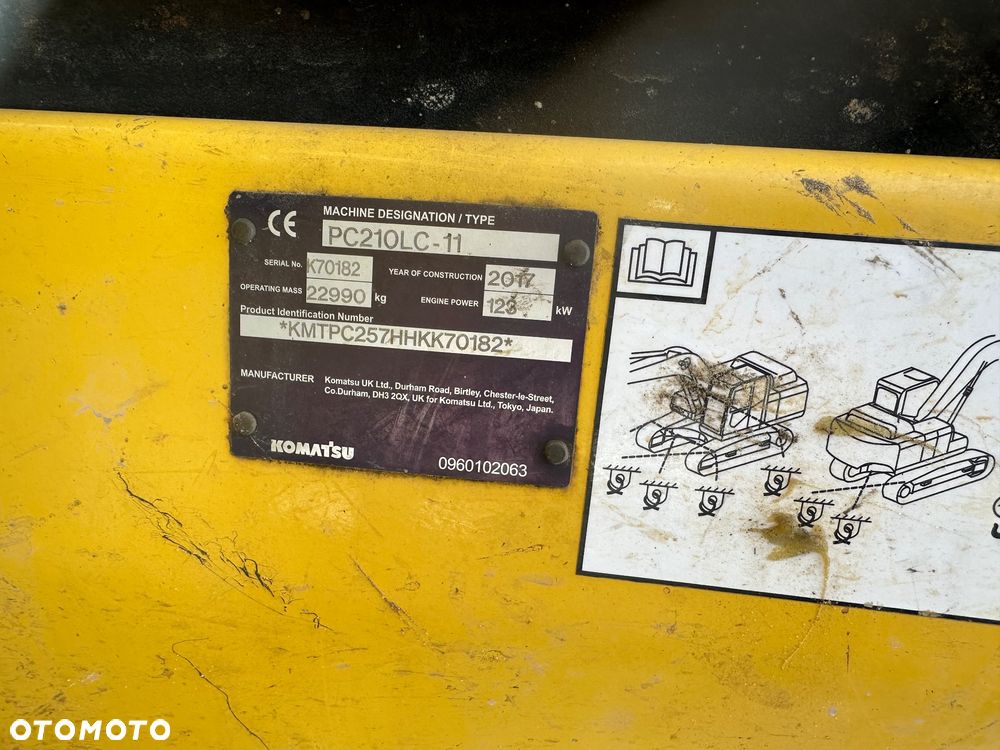 Komatsu PC 210 LC-11 - 13