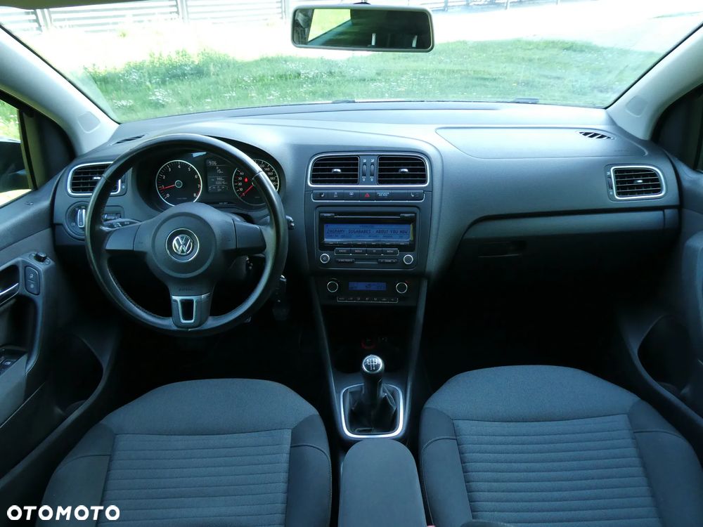 Volkswagen Polo 1.4 Comfortline - 14