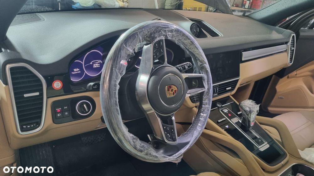 Porsche Cayenne Tiptronic S - 5
