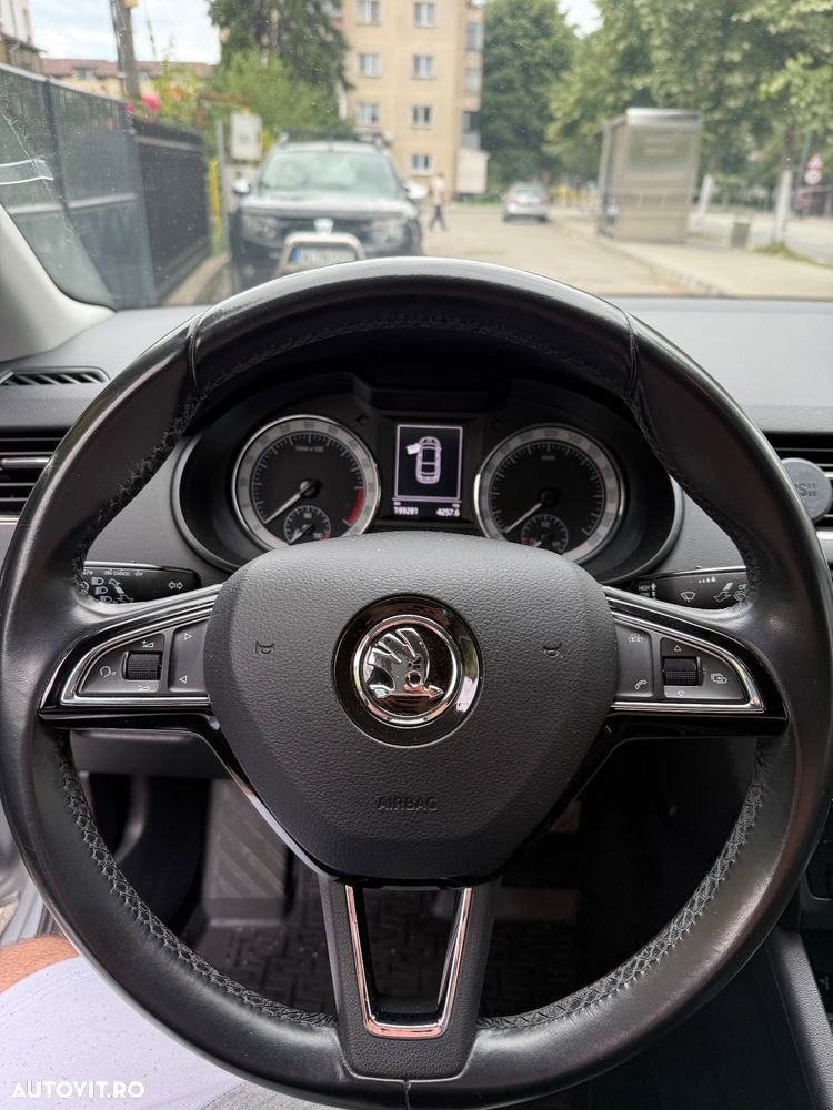 Skoda Octavia 1.6 TDI Style - 4