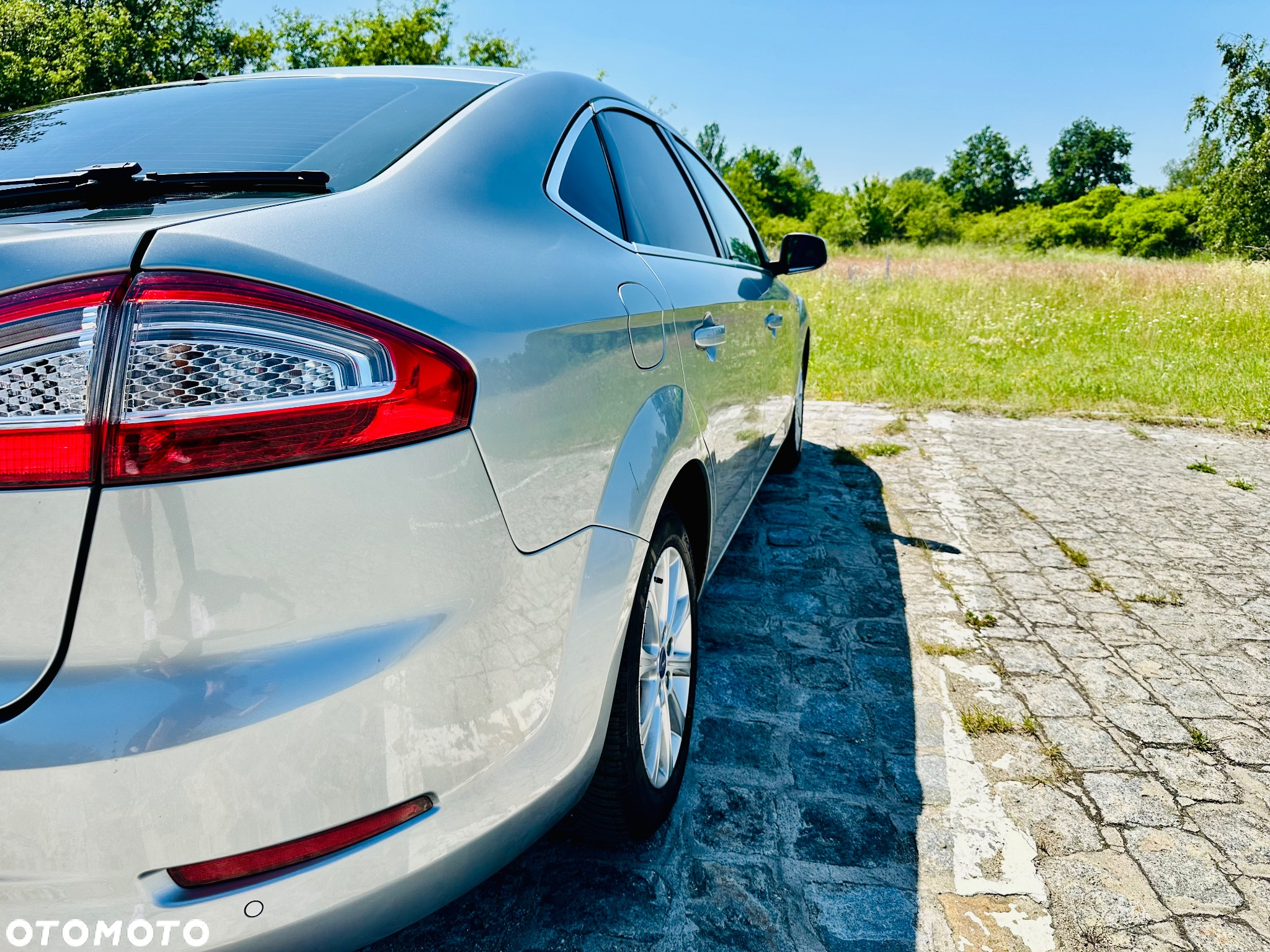 Ford Mondeo 1.6 TDCi Platinium X Plus (Titanium) - 12