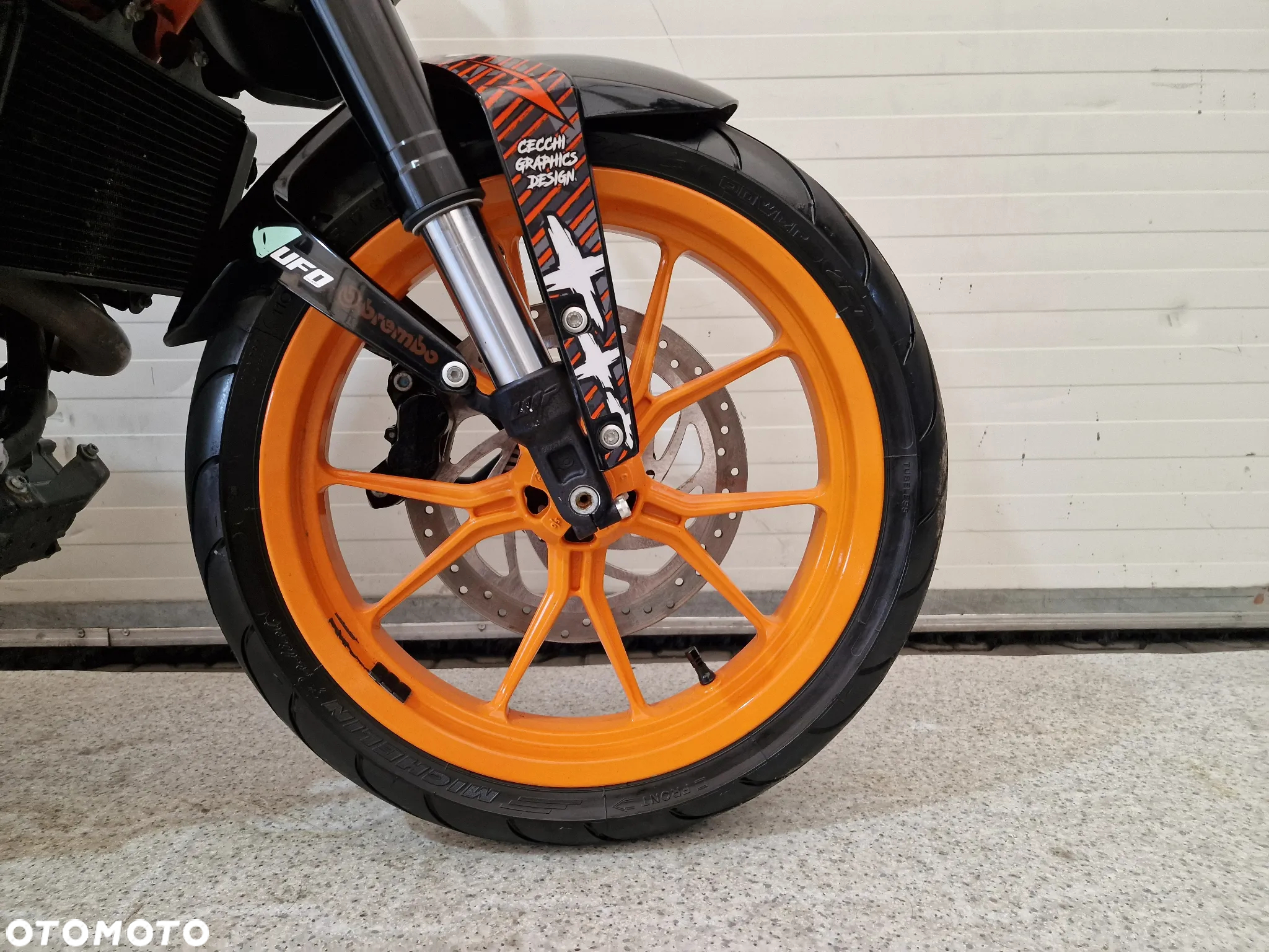 KTM Duke - 22