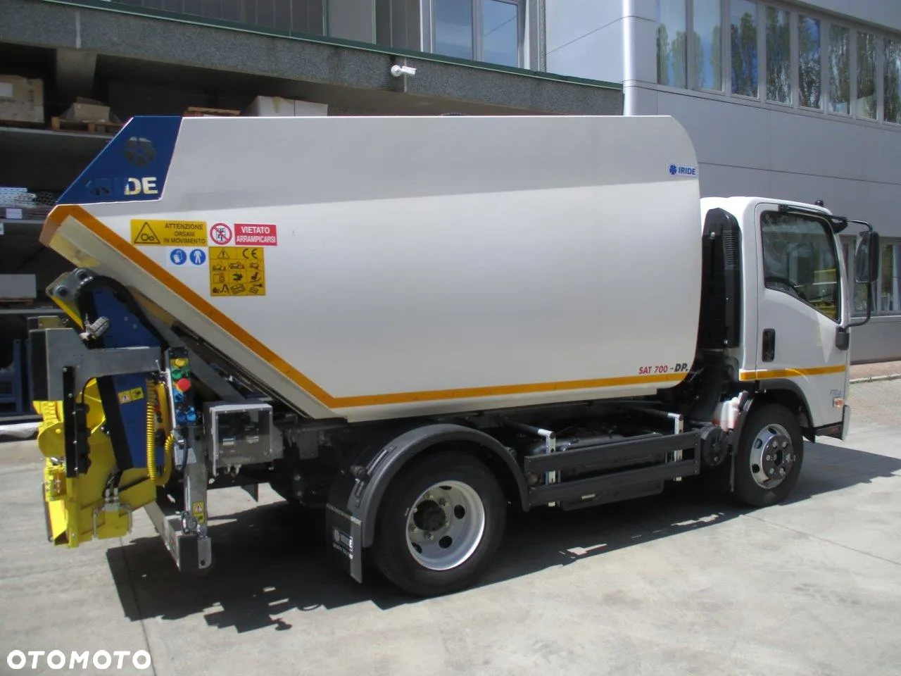 Isuzu p75 śmieciarka z nową zabudową IRIDE - 6