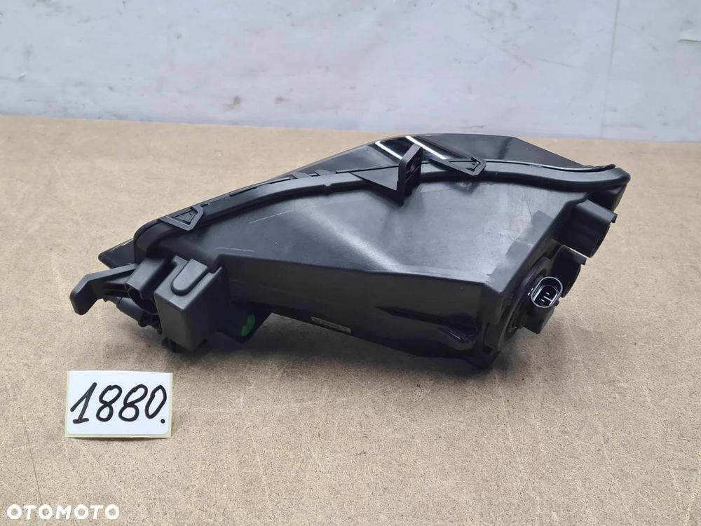 Vw golf sportsvan lift 510.941.661.E lampa przeciwmgielna, halogen lewy - 6