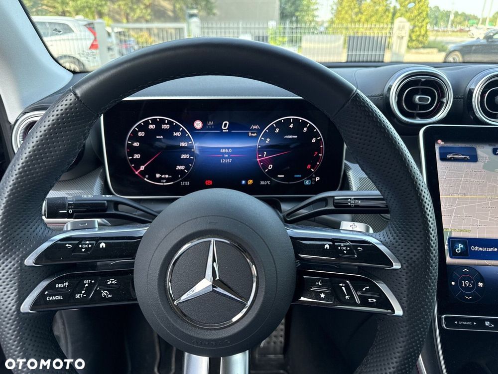 Mercedes-Benz GLC - 11