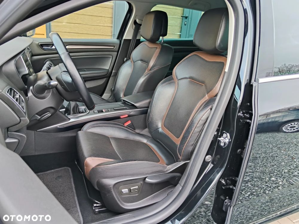 Renault Megane ENERGY TCe 130 BOSE EDITION - 15