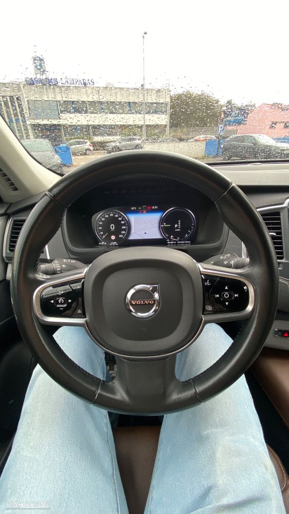 Volvo XC 90 2.0 T8 PHEV Momentum Plus AWD - 34