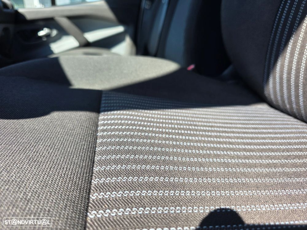 Ford Transit Custom 2.2 TDCI 270 L1 - 22