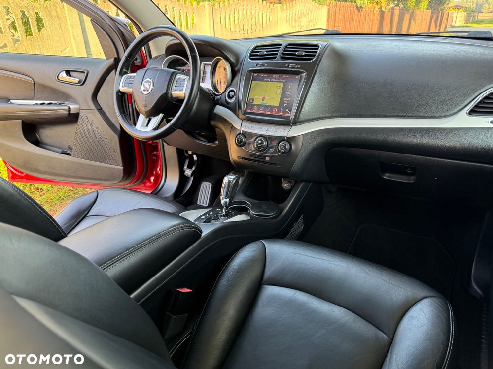 Fiat Freemont 2.0 Multijet Black Code AWD - 28