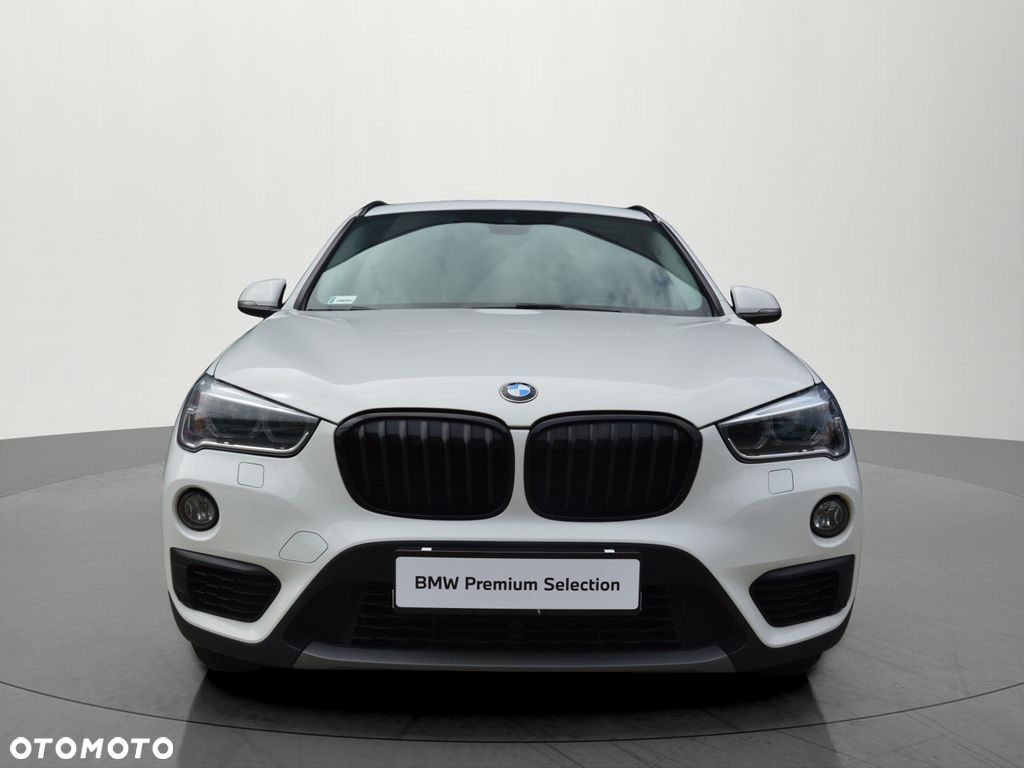 BMW X1 - 10
