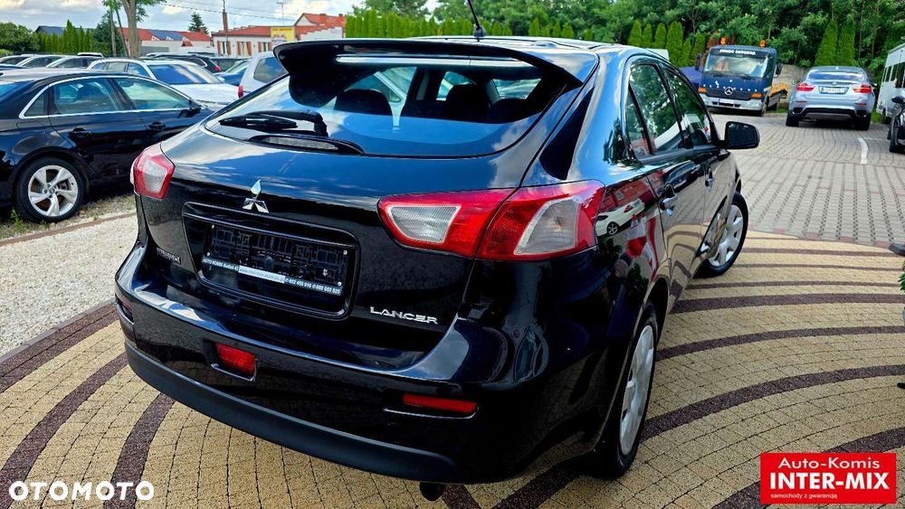 Mitsubishi Lancer - 8
