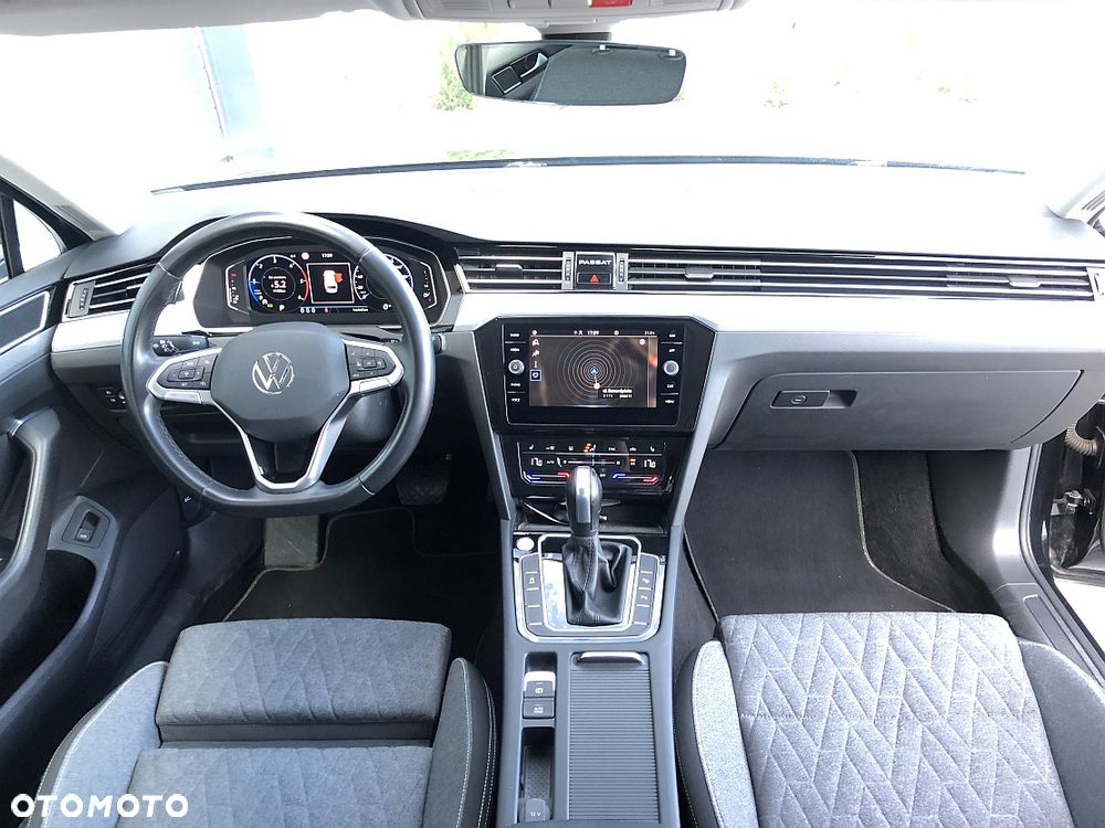 Volkswagen Passat 2.0 TDI EVO Business DSG - 33