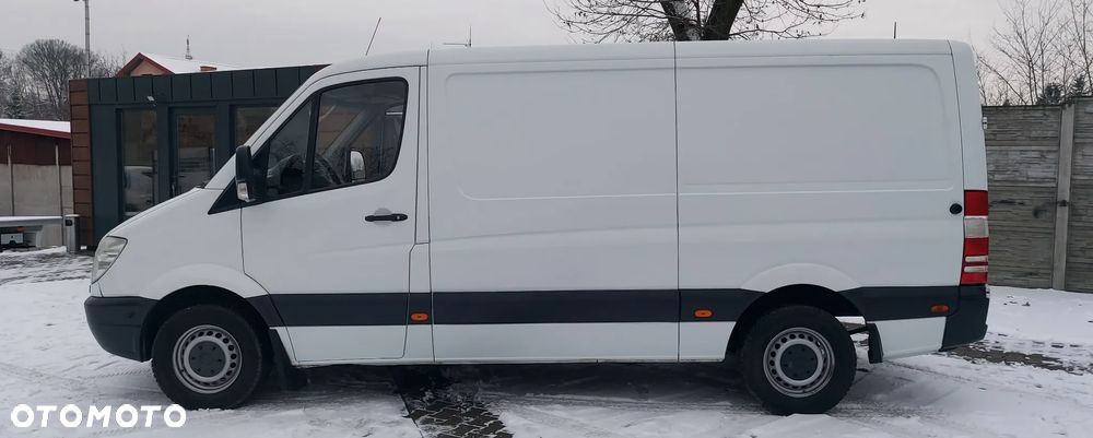 Mercedes-Benz SPRINTER - 8
