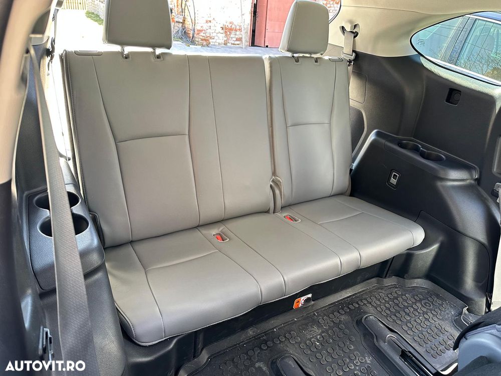 Toyota Highlander 2.5 L Dynamic Force 248CP Luxury Pearly - 13