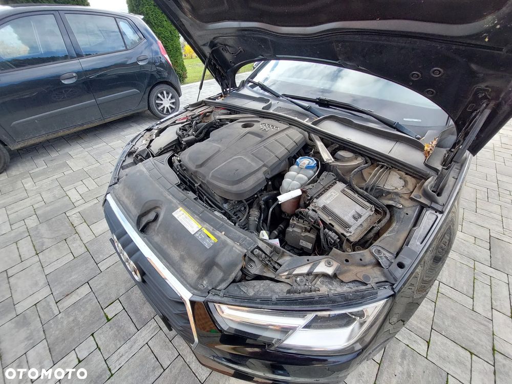 Audi A4 Limousine - 4