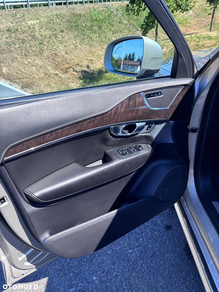 Volvo XC 90 T6 AWD R-Design 7os - 13