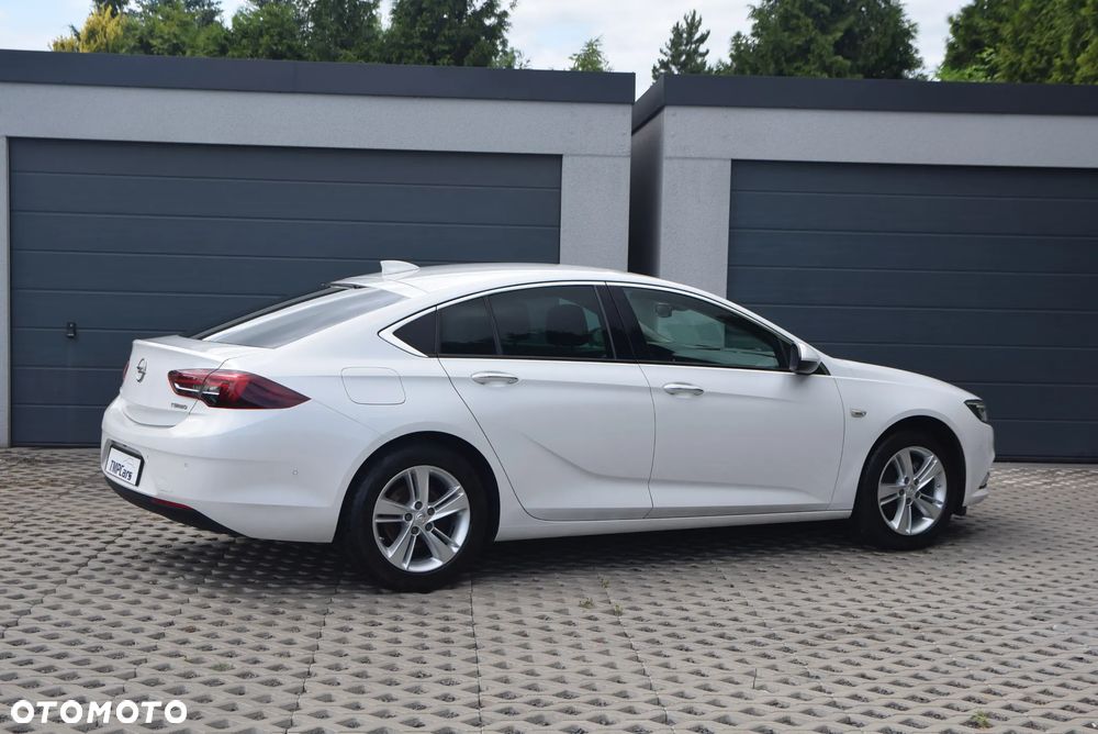Opel Insignia 1.5 T Elite S&S - 9