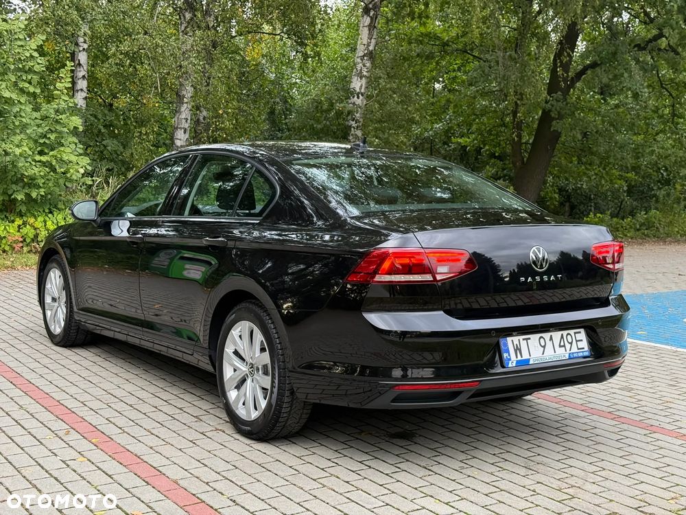 Volkswagen Passat - 30