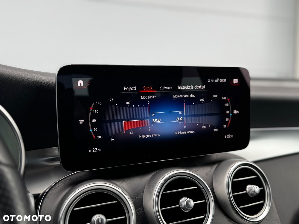 Mercedes-Benz GLC - 32