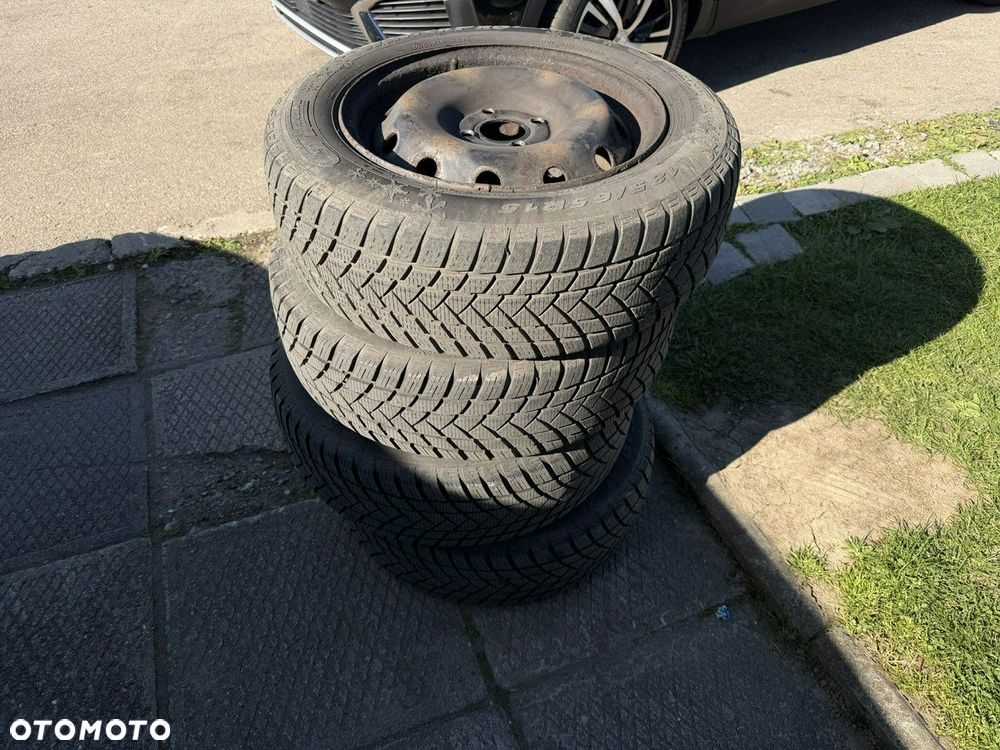 Dacia Sandero 1.2 16V - 32