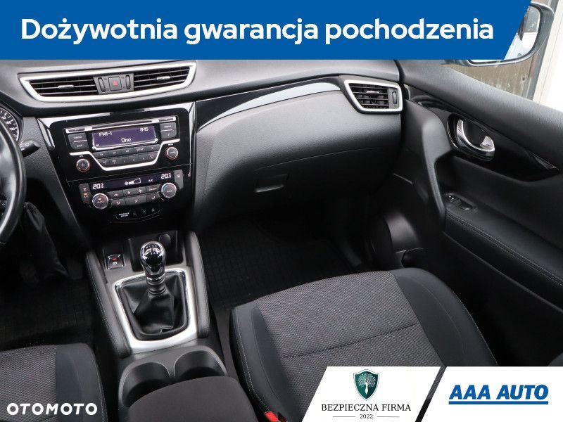 Nissan Qashqai - 10