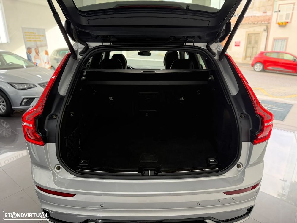 Volvo XC 60 2.0 T6 PHEV R-Design Expression AWD - 58