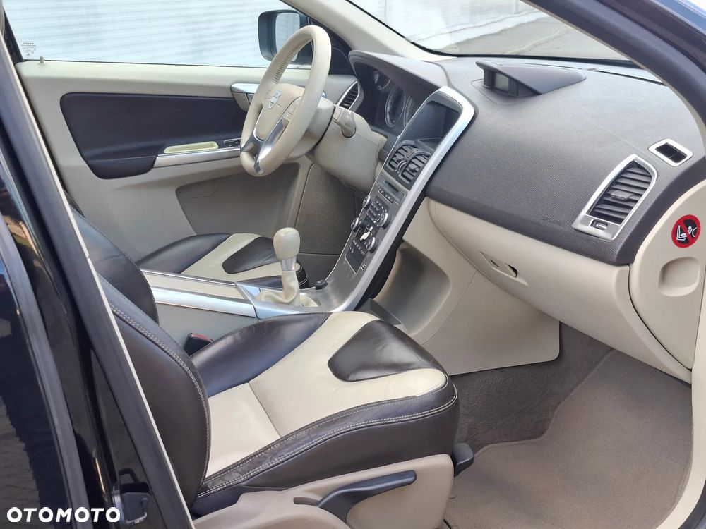 Volvo XC 60 D5 AWD Summum - 12