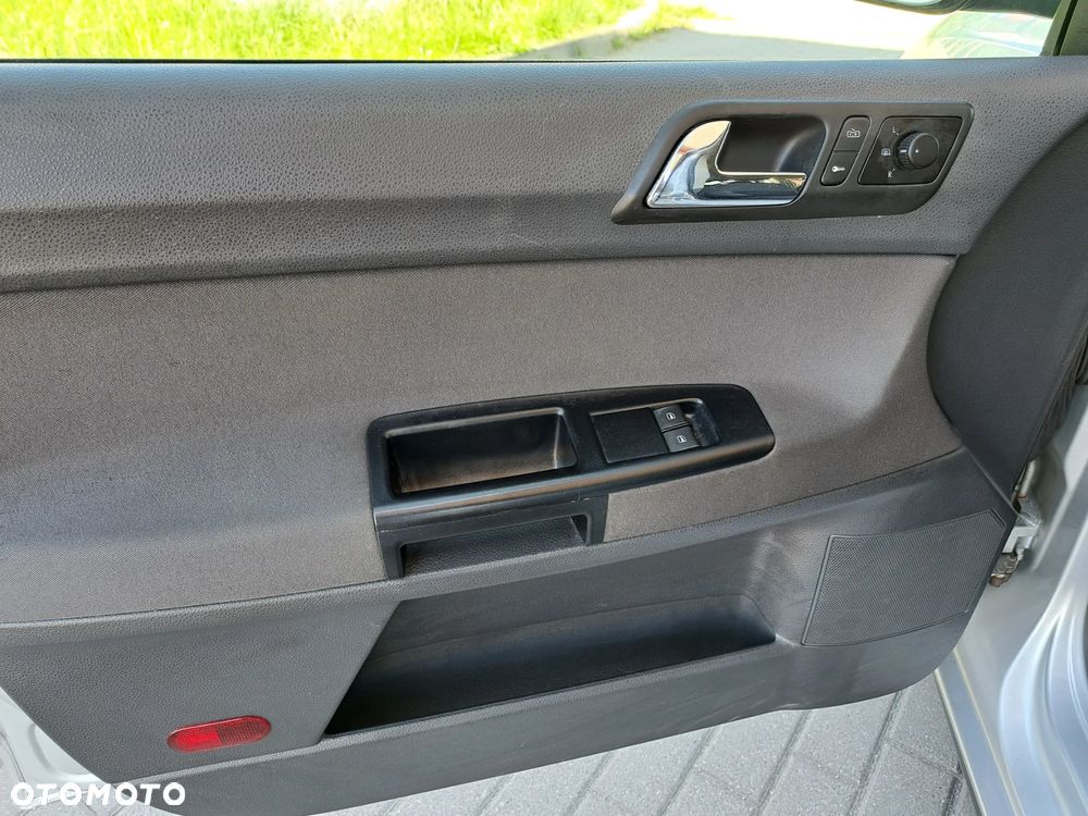 Volkswagen Polo - 24