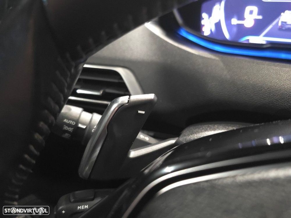 Peugeot 3008 BlueHDi 130 Stop & Start EAT8 Active Pack - 29