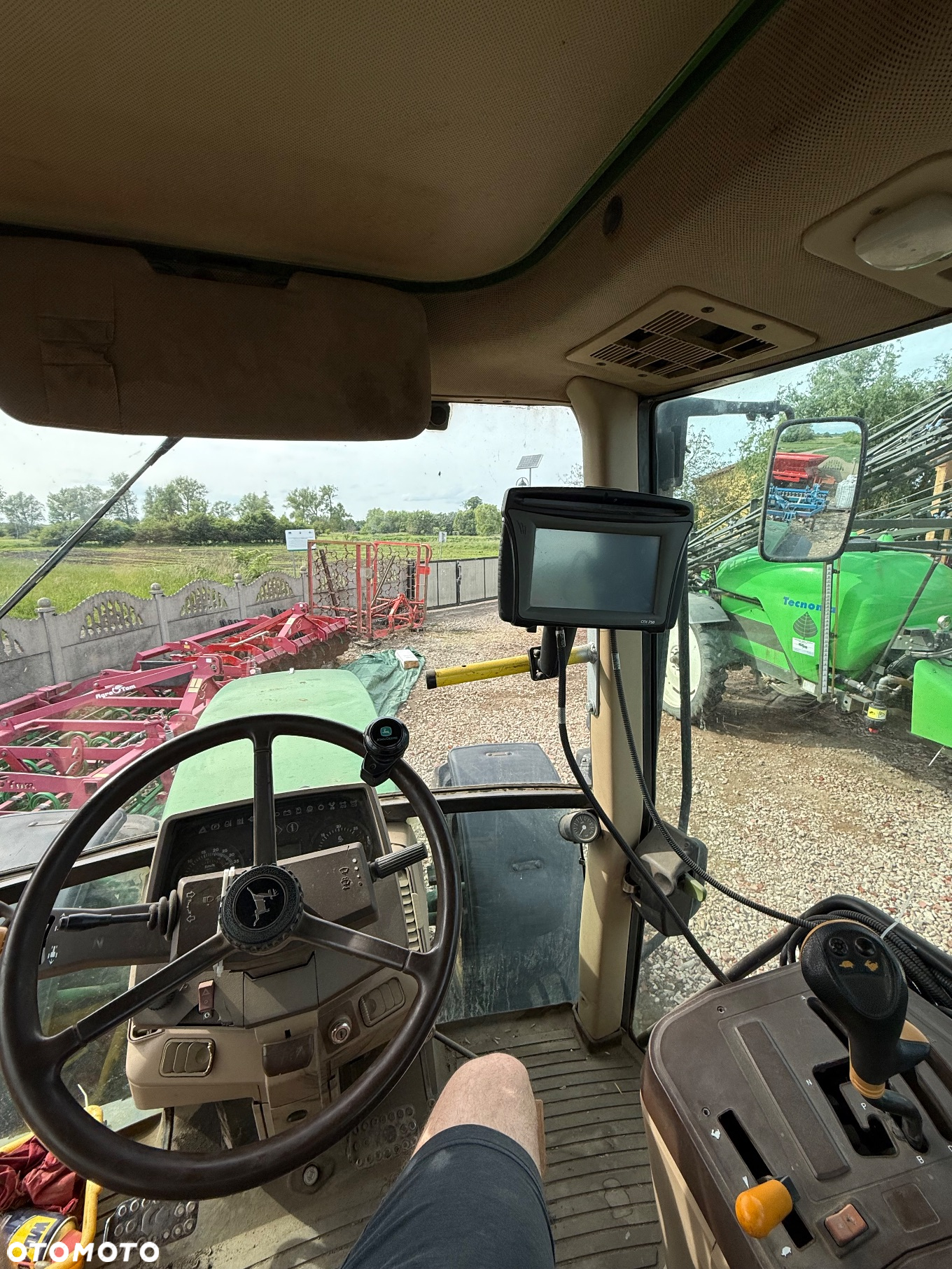 John Deere 6910 - 16