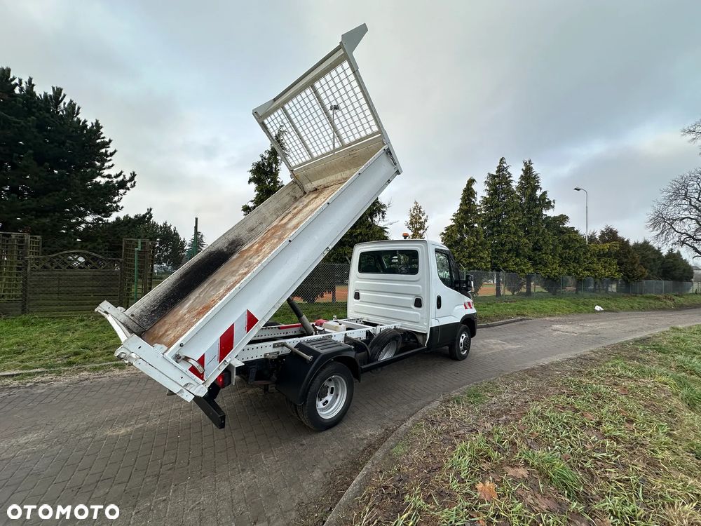 Mitsubishi FUSO KIPER WYWROTKA 3,0 - 13