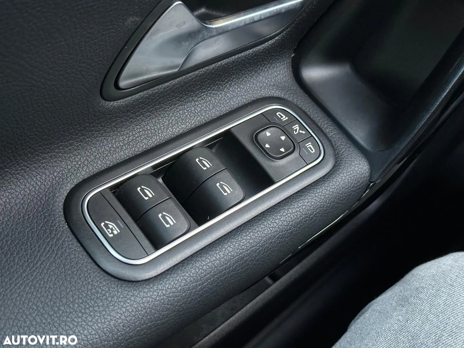 Mercedes-Benz A 180 7G-DCT - 26