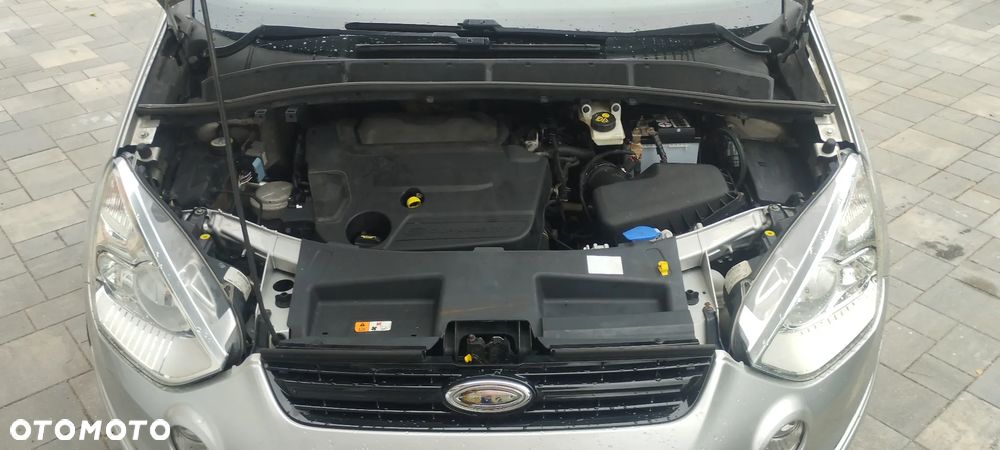 Ford S-Max 2.0 TDCi DPF Champions Edition - 10