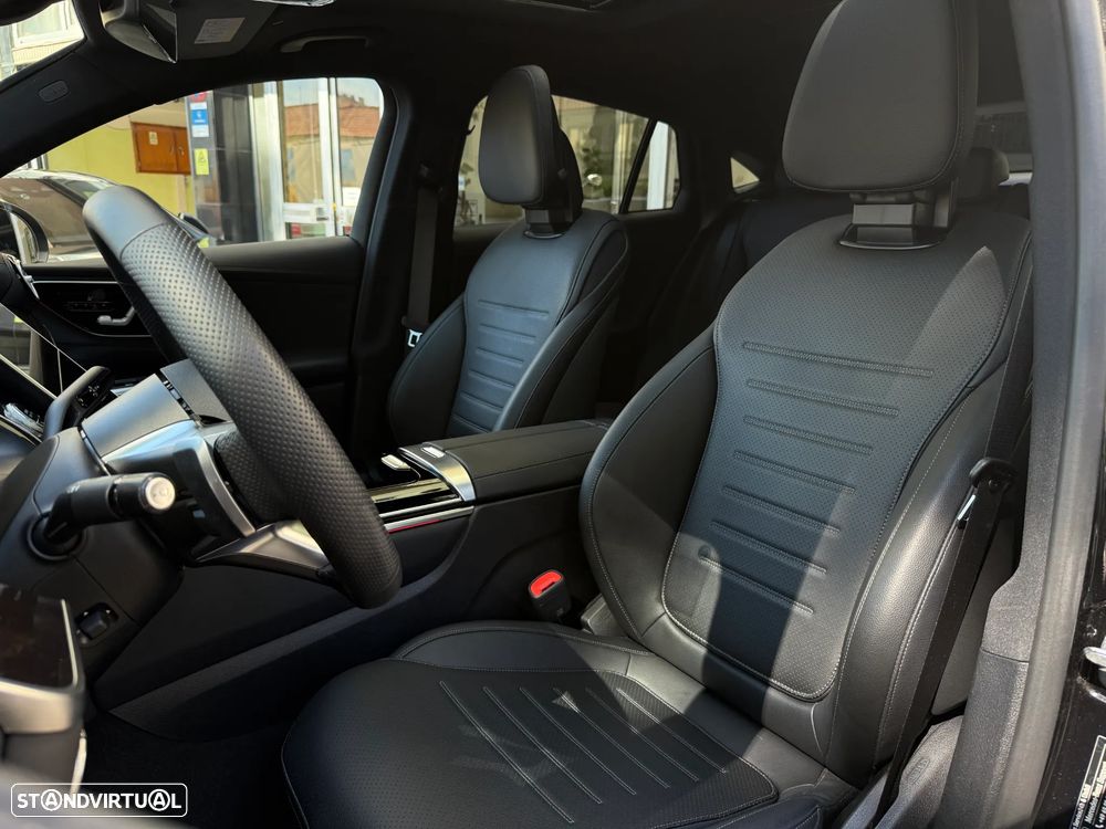 Mercedes-Benz GLC 220 d Coupe 4Matic 9G-TRONIC AMG Line Advanced - 28