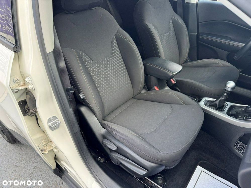 Jeep Compass 2.0 MJD Longitude 4WD S&S - 17