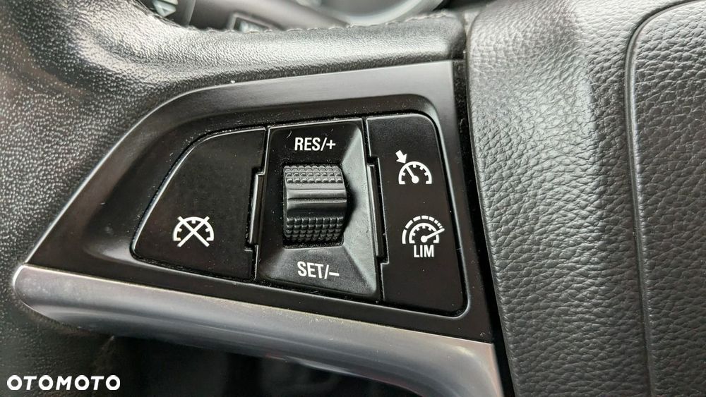 Opel Astra - 30