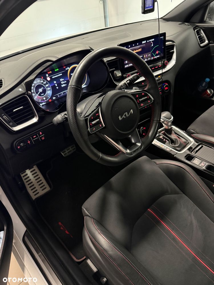 Kia ProCeed - 10