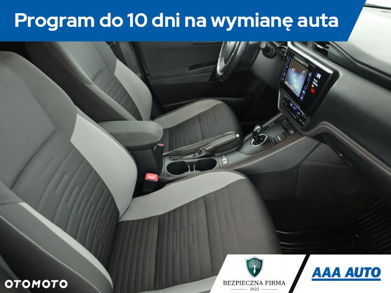 Toyota Auris - 8