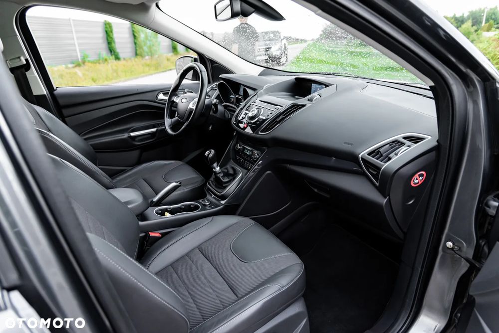 Ford Kuga 2.0 TDCi 2x4 SYNC - 23
