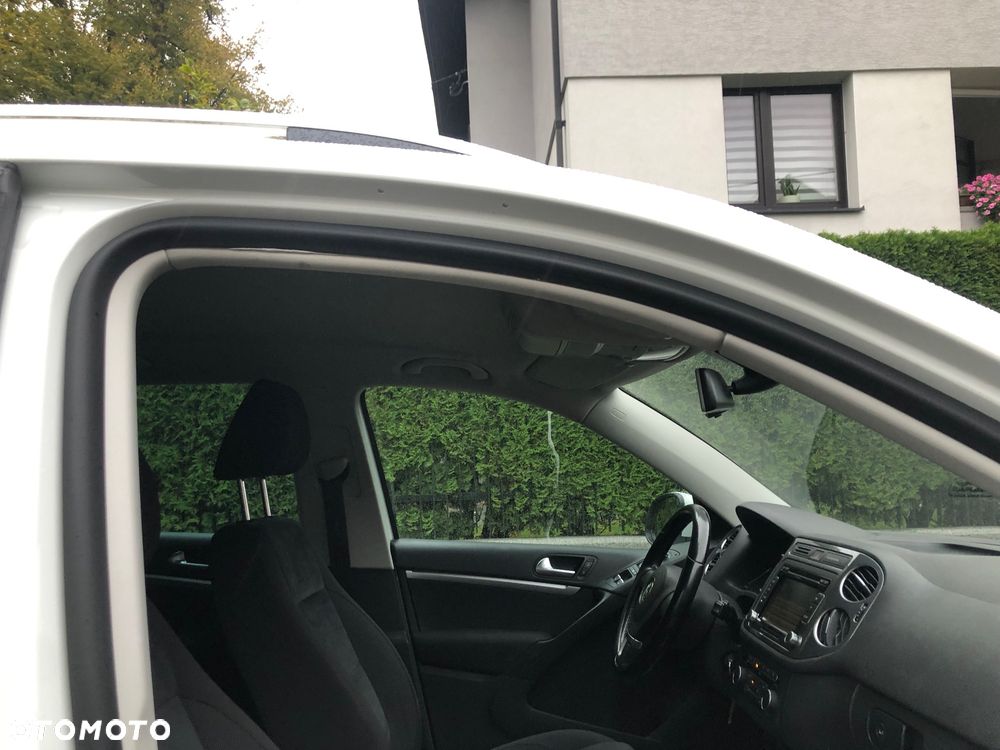 Volkswagen Tiguan 2.0 TDI DPF 4Motion BlueMotion Technology DSG Life - 18