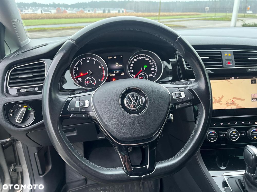 Volkswagen Golf 1.4 TSI BMT Highline DSG - 24