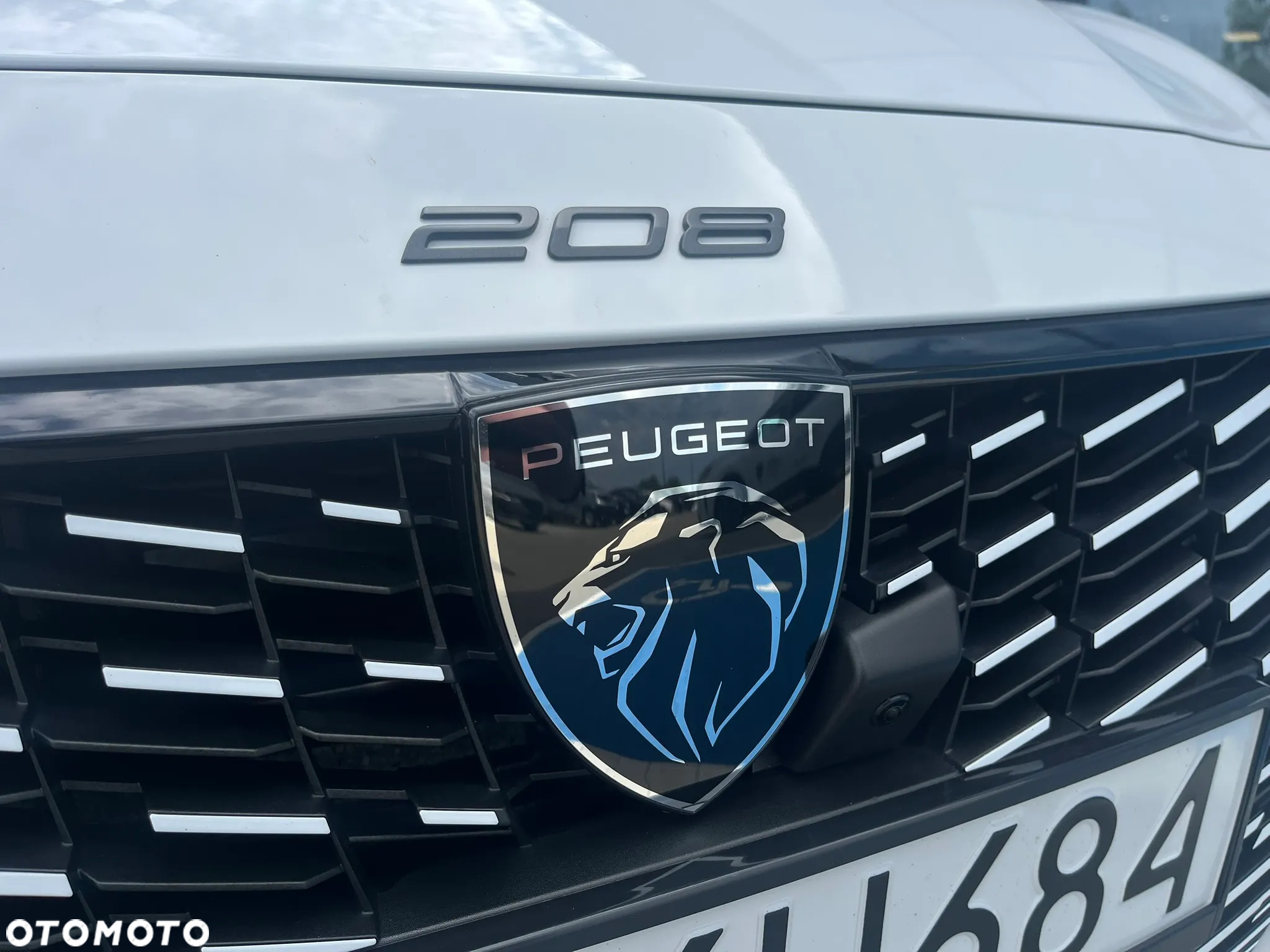 Peugeot 208 1.2 mHEV GT - 8