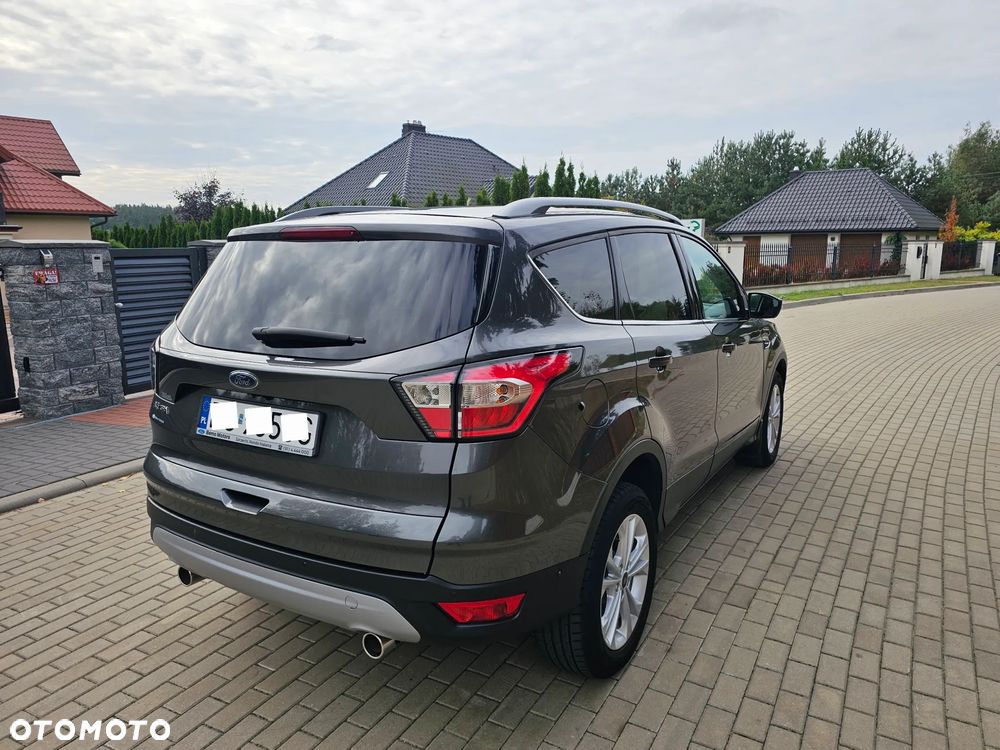 Ford Kuga 2.0 TDCi FWD Titanium Plus - 25