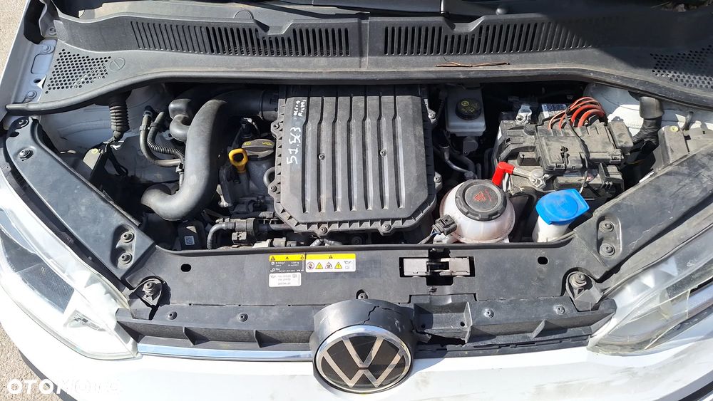 Volkswagen up! Active - 12