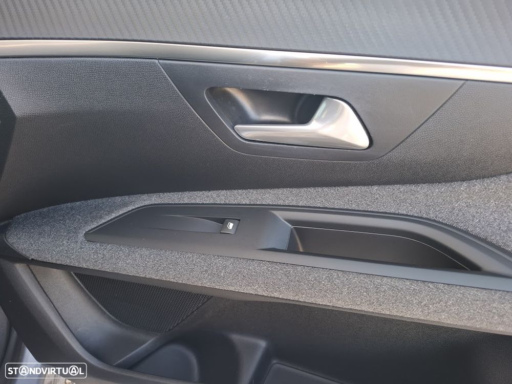 Peugeot 3008 PureTech 130 Stop & Start GPF EAT8 Active Business-Pack - 45