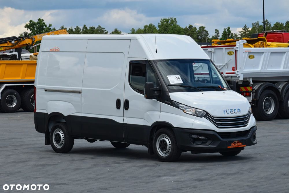 Iveco DAILY 35S12 / 2.3 - 120 KM / DOSTAWCZE / BLASZAK / KLIMA / TEMPOMAT / KLIMA / TRYB CITY / SERWISOWANY / SPROWADZONY Z NIEMIEC - 3
